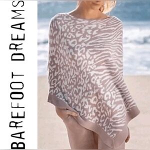 Barefoot Dreams Cozy Chic Ultra Lite Ocean Breeze Poncho- In Faded Rose/Animal